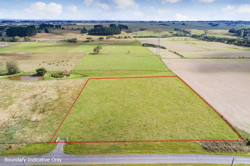 241 Hendersons Line, Kelvin Grove, Palmerston North - Carousel 1