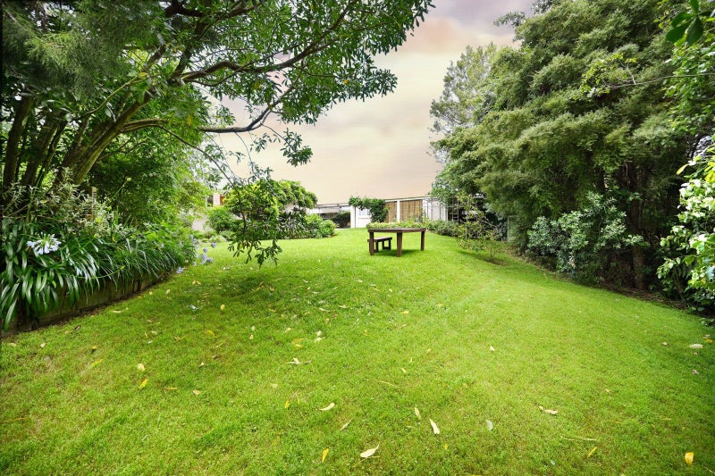 27 Greta Street, Glenview, Hamilton - Carousel 2