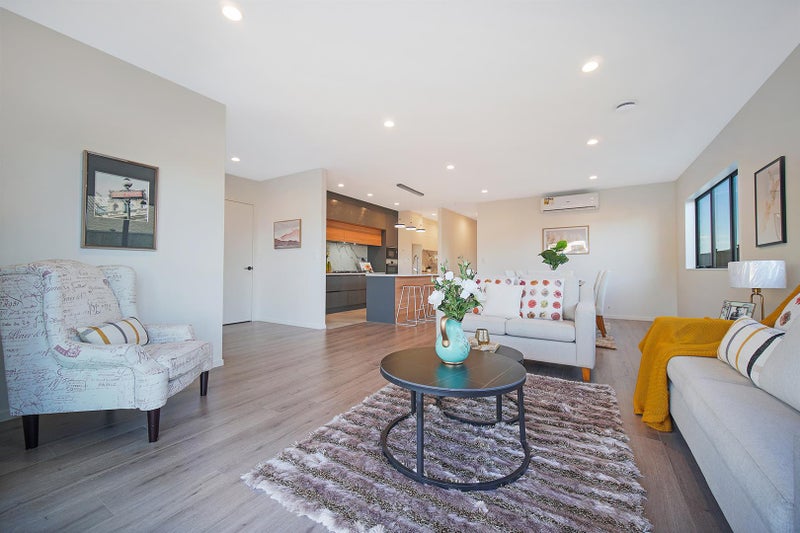 30 Cloonlyon Drive, Flat Bush, Auckland - Carousel 2