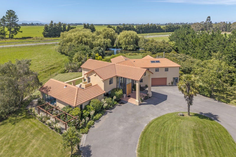 2817 West Coast Road, Darfield - Carousel 1