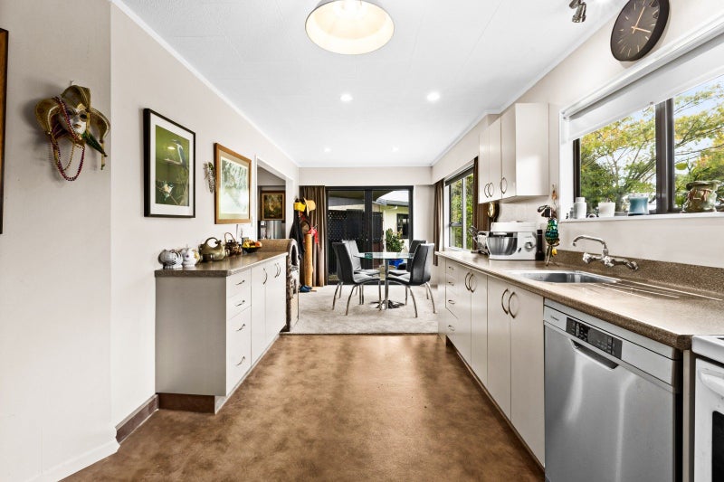 23 Breadalbane Road, Havelock North, Havelock North - Carousel 2