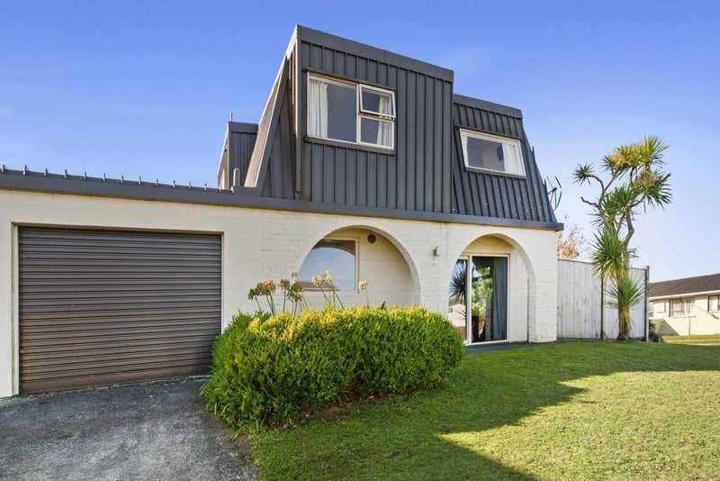 57A Cypress DR, MAUNGARAKI, LOWER HUTT - Carousel 1