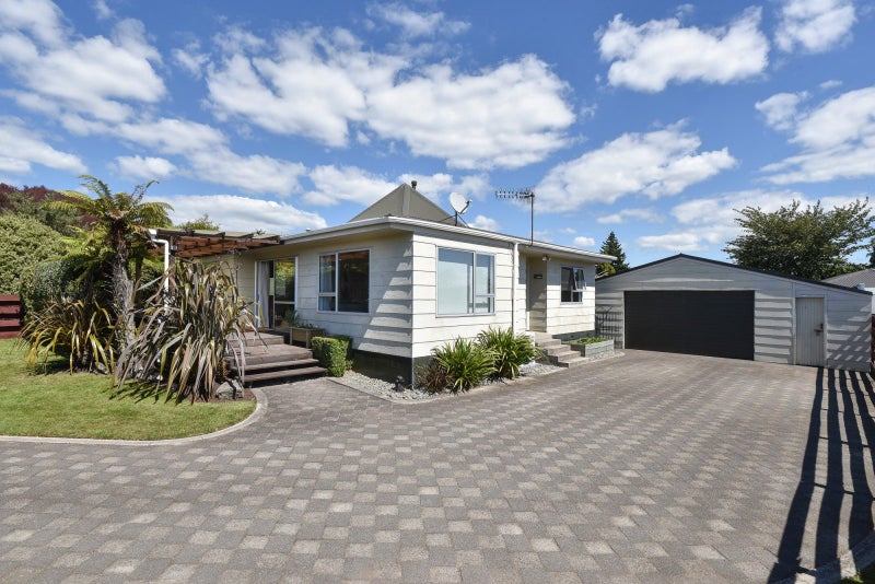 14 Burton Place, Owhata, Rotorua - Carousel 1