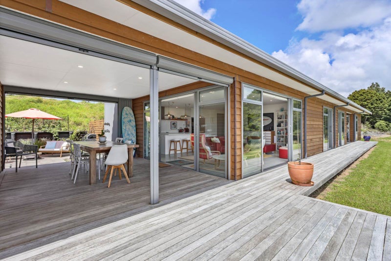 55 Lake Road, Te Arai, Wellsford - Carousel 1