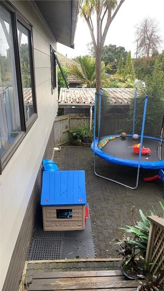2/61 Arawa Street, New Lynn, Waitakere City, Auckland - Carousel 9