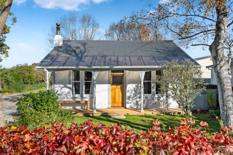 4 Third Street, Lansdowne, Masterton - Carousel 1