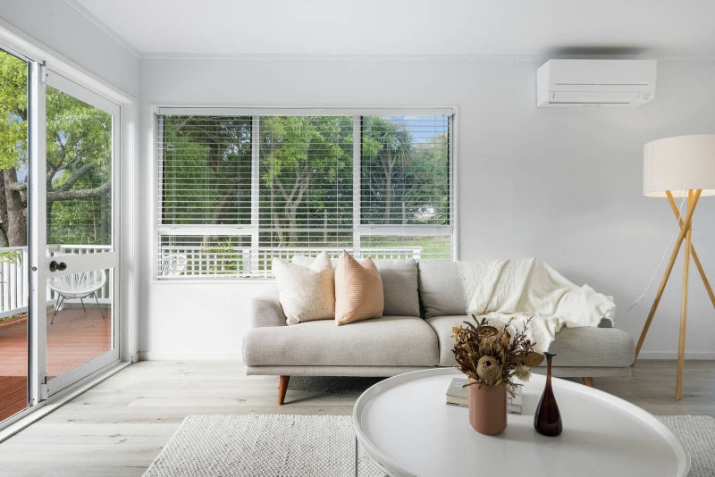 2/69 Simon Ellice Drive, Bayview, Auckland - Carousel 2