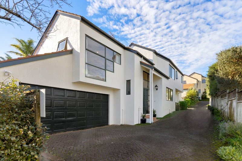 2/22 Rarangi Road, St Heliers, Auckland - Carousel 1