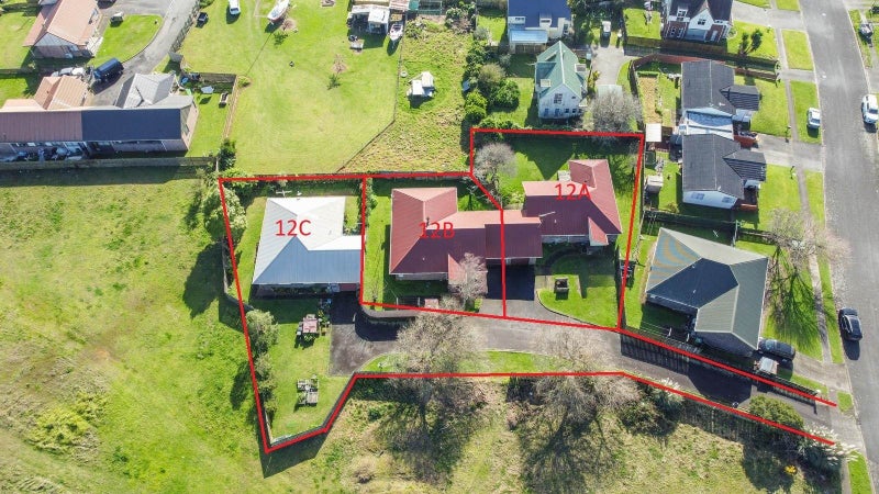12C George Clay Place, Huntly - Carousel 2