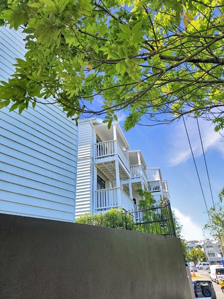 5/10 Rose Road, Grey Lynn, Auckland - Carousel 2
