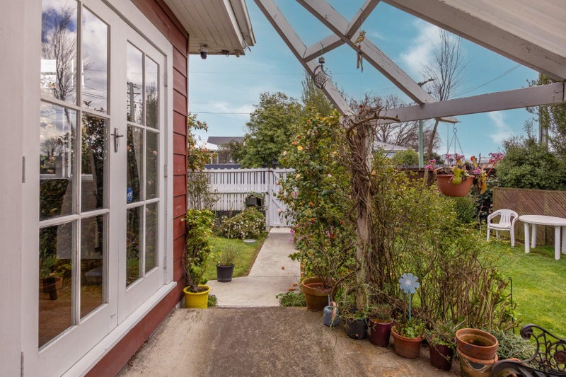 52 York Street, Waltham, Christchurch - Carousel 2