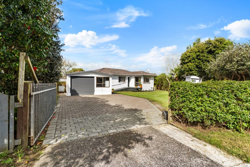 36 Frangipani Avenue, Manurewa, Auckland - Carousel 1