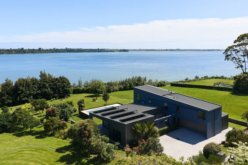 228 Ranginui Road, Welcome Bay, Tauranga, Bay Of Plenty - Carousel 2