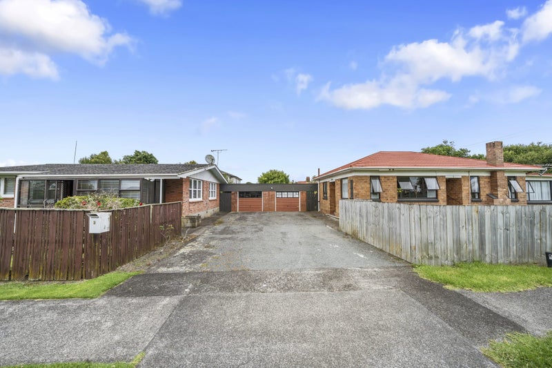 2/1 Hamilton Road, Papatoetoe, Auckland - Carousel 17