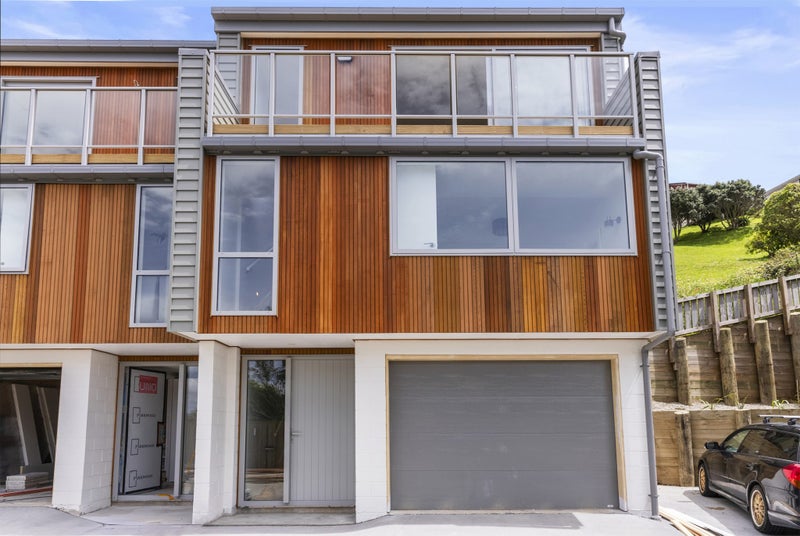 22 Silvereye Way, Johnsonville, Wellington - Carousel 1