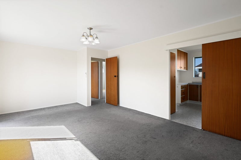 5 Amber Lane, Melville, Hamilton, Waikato - Carousel 2