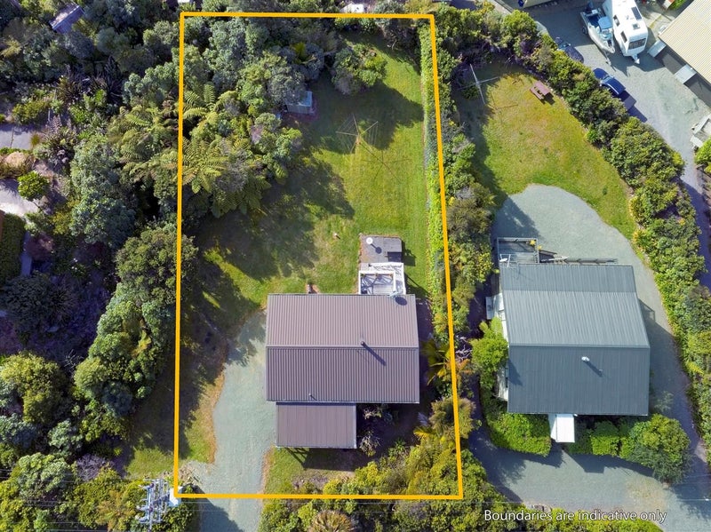 3 Field Terrace, Okiwi Bay, French Pass - Carousel 26