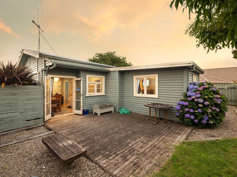 23 Dinsdale Road, Dinsdale, Hamilton - Carousel 2
