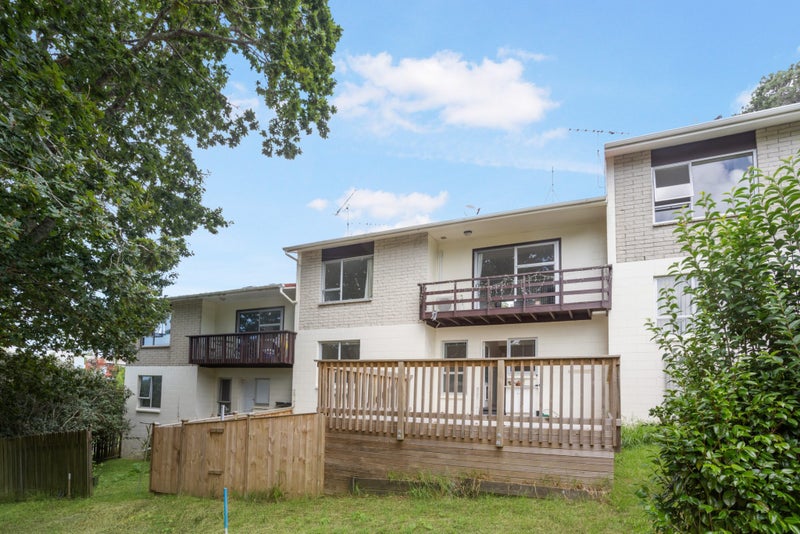 2/8 Ballin Street, Ellerslie, Auckland - Carousel 1