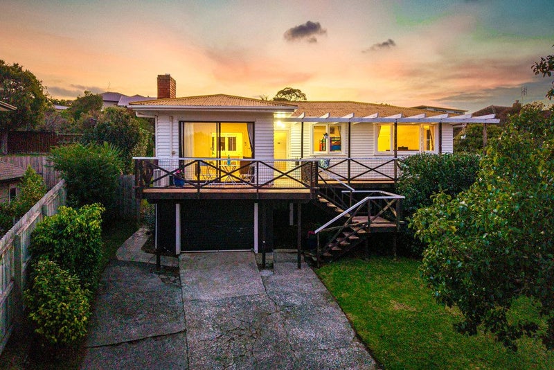 2 Seine Road, Forrest Hill, Auckland - Carousel 1