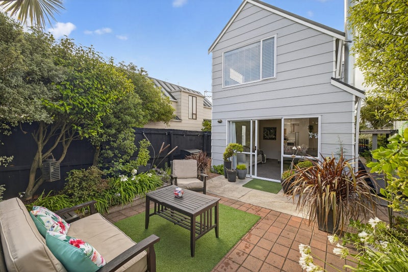 1/54 Leaver Terrace, North New Brighton, Christchurch - Carousel 1