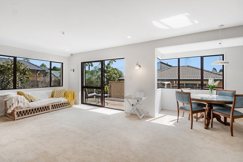 19 Palmgreen Court, Stanmore Bay, Whangaparaoa - Carousel 2