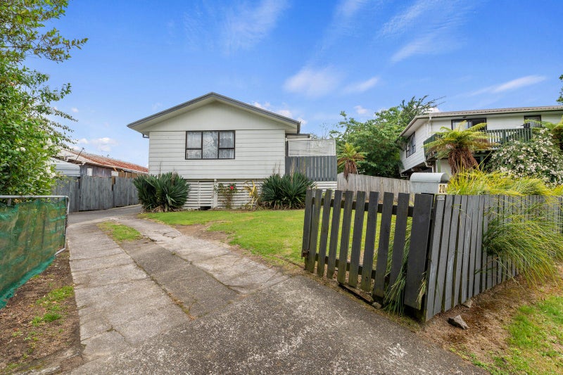 20A Crystal Place, Pukehangi, Rotorua - Carousel 1