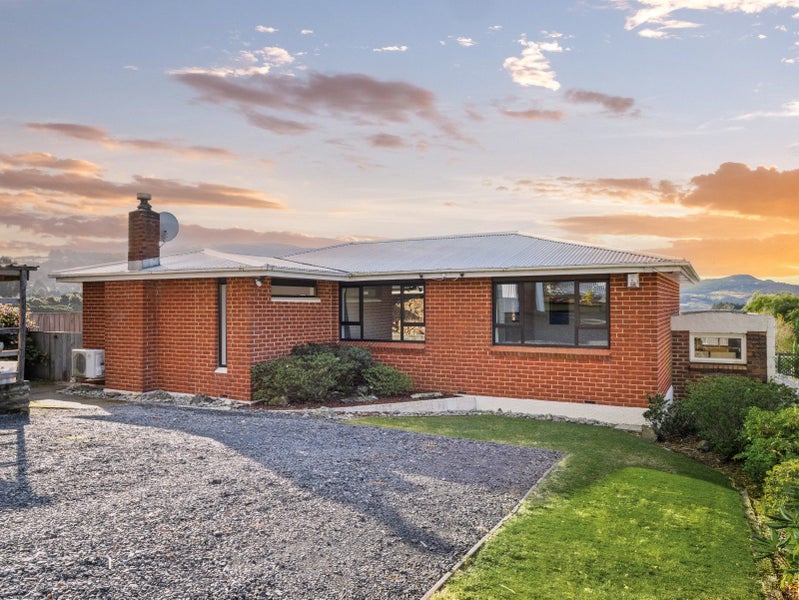 26 Caldwell Street, Brockville, Dunedin - Carousel 1