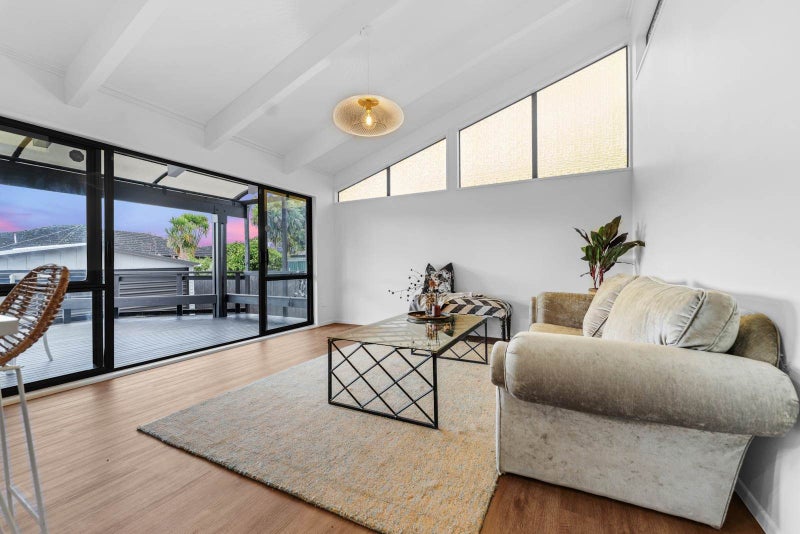 36 Kelkirk Street, Kelston, Auckland - Carousel 2