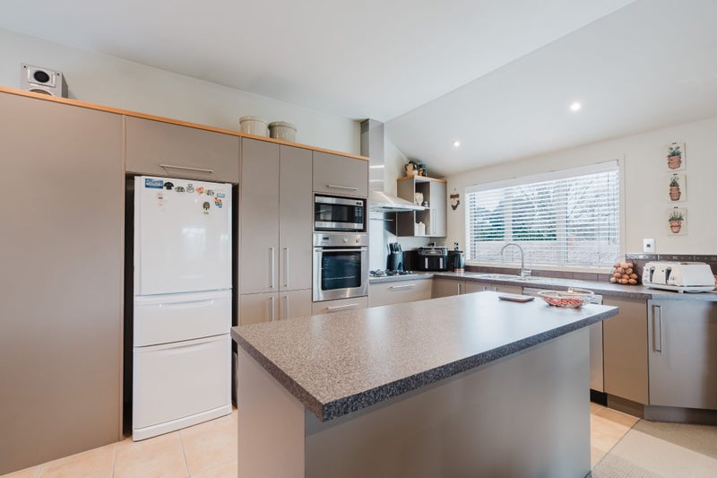 1211C Victoria Street, Whitiora, Hamilton - Carousel 2