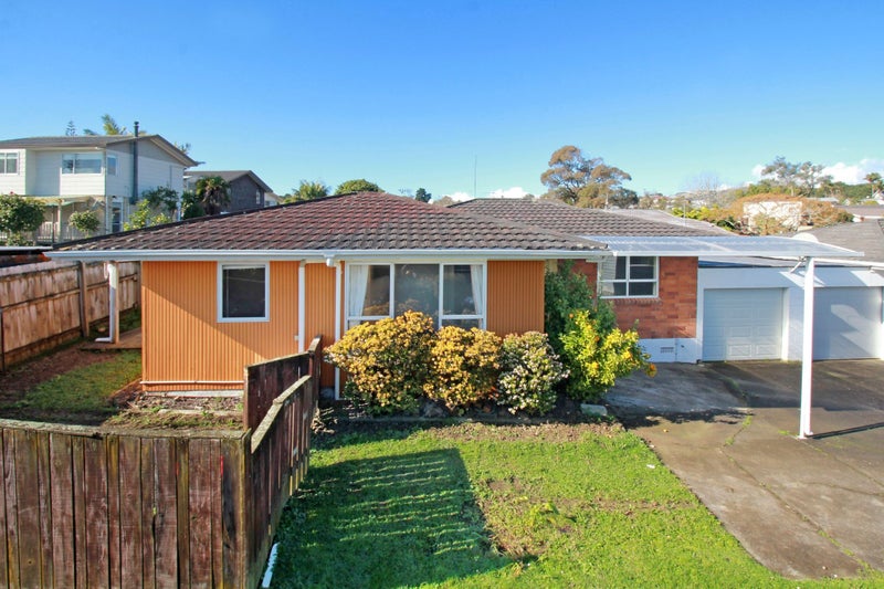 2/10 Ballater Place, Highland Park, Auckland - Carousel 2