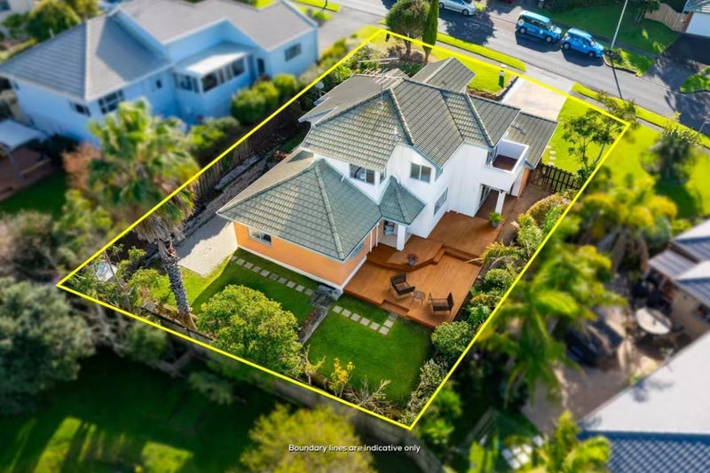 29 Caversham Drive, Torbay, Auckland - Carousel 2