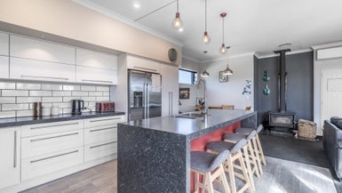 775 Queens Drive, Waikiwi, Invercargill - Carousel 1