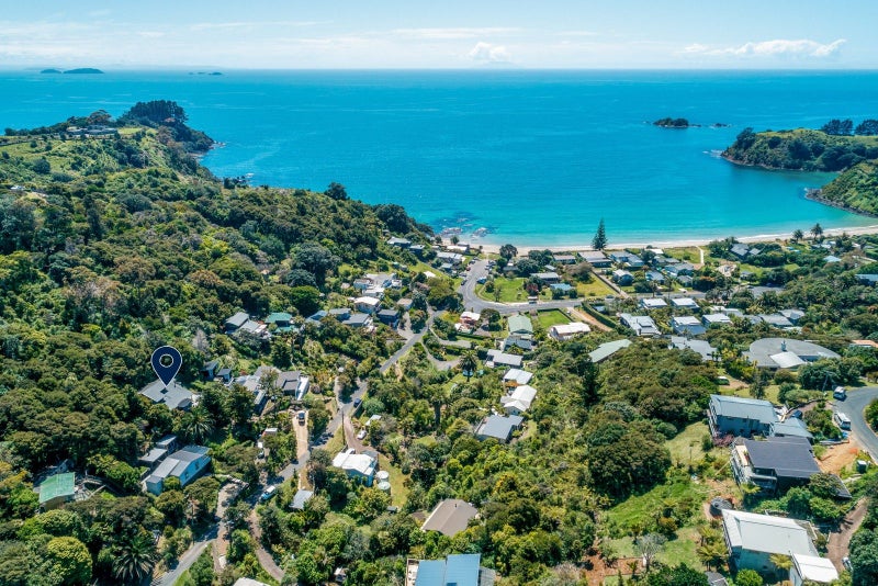 31A Miro Road, Palm Beach, Waiheke Island - Carousel 2