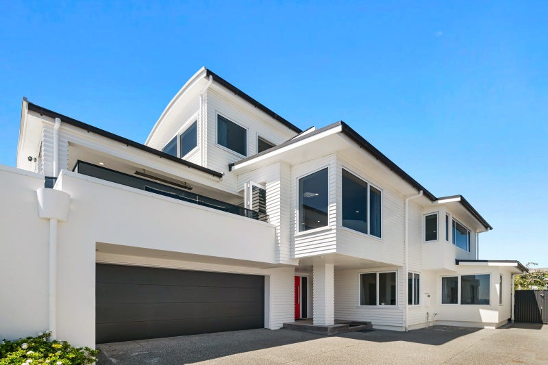 203 Marine Parade, Mount Maunganui, Mount Maunganui - Carousel 2