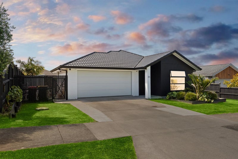 25 Nobilo Road, Kumeu - Carousel 1