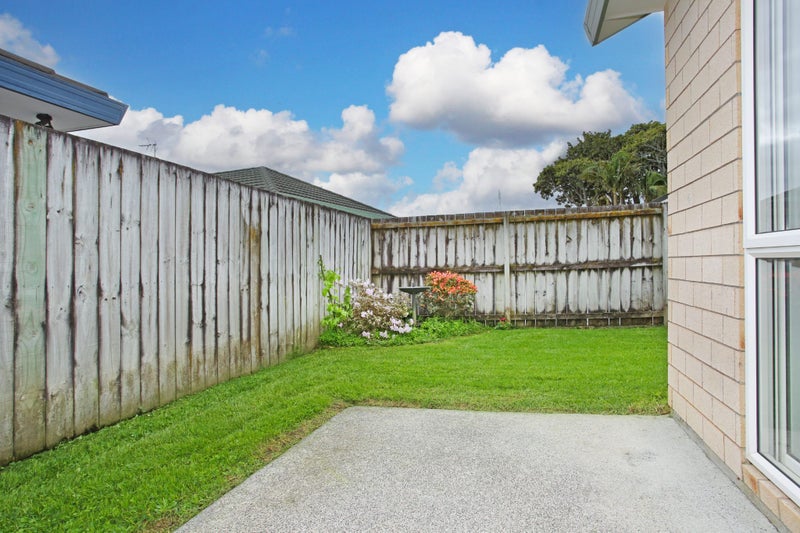16 Magnolia Drive, Waiuku, Waiuku - Carousel 2