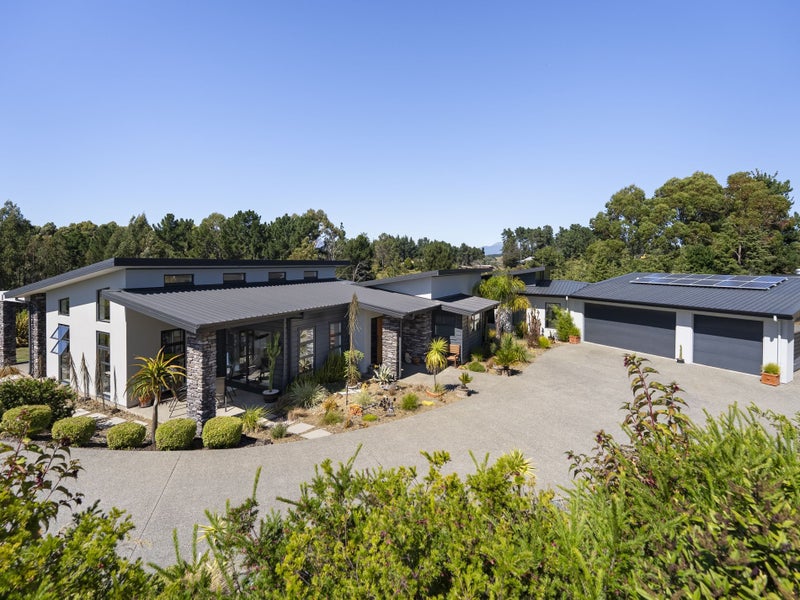 103 Redvale Road, Redwood Valley - Carousel 1