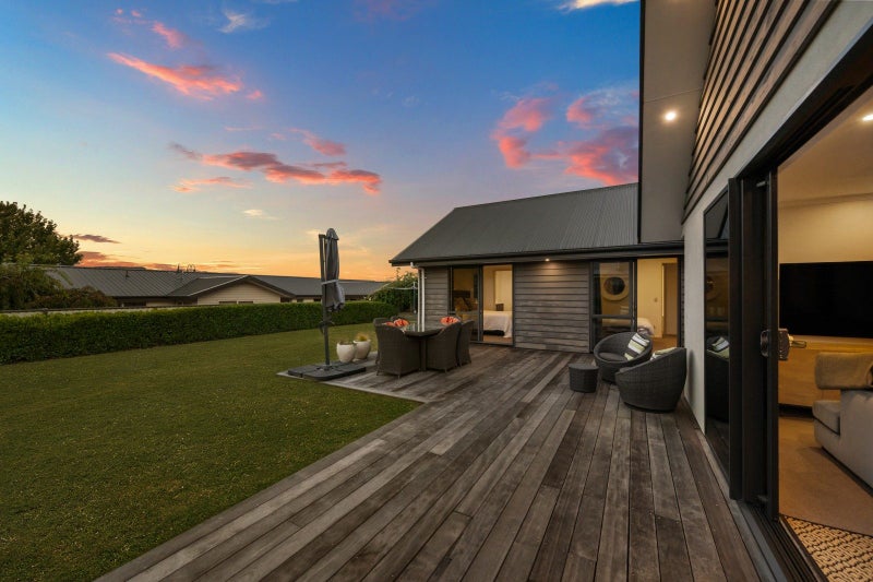 11 Mcfarlane Terrace, Wanaka - Carousel 2