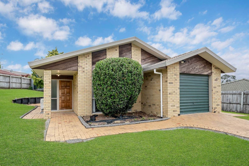 5 Evergreen Rise, New Lynn, Auckland - Carousel 1