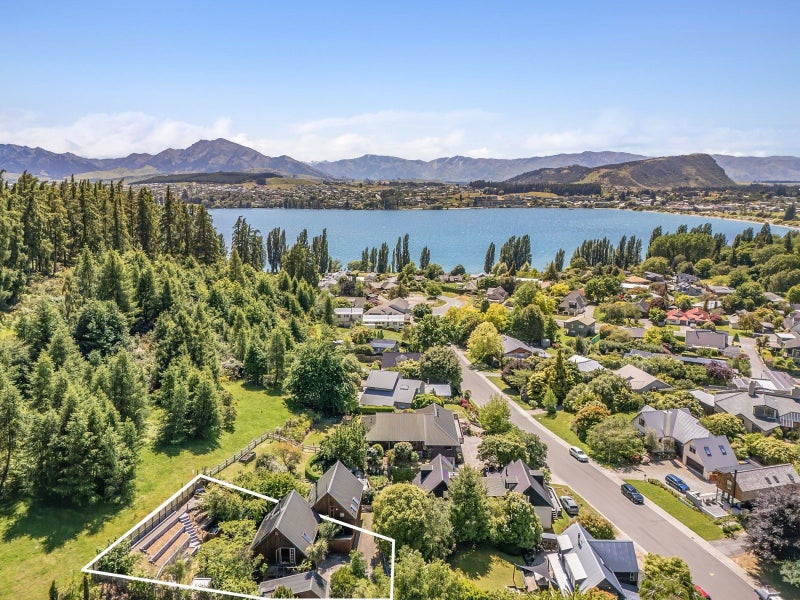 24B Bills Way, Wanaka - Carousel 2