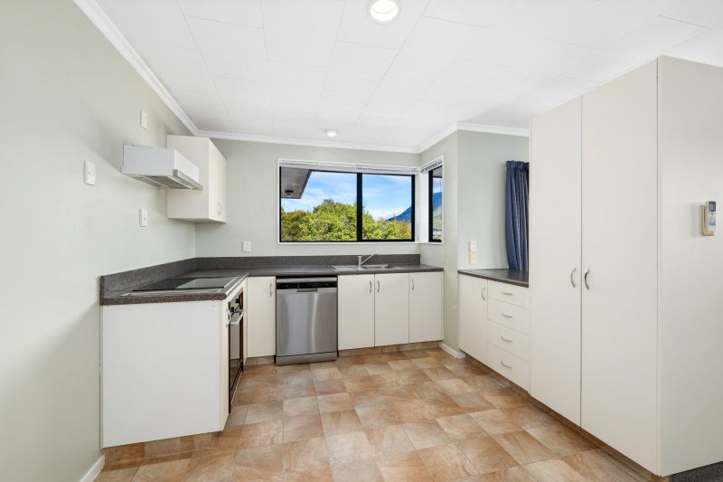 79D Milton Terrace, Picton, Picton - Carousel 2