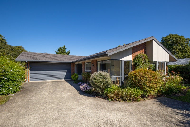 21 Arbor-Lea Avenue, Richmond - Carousel 1