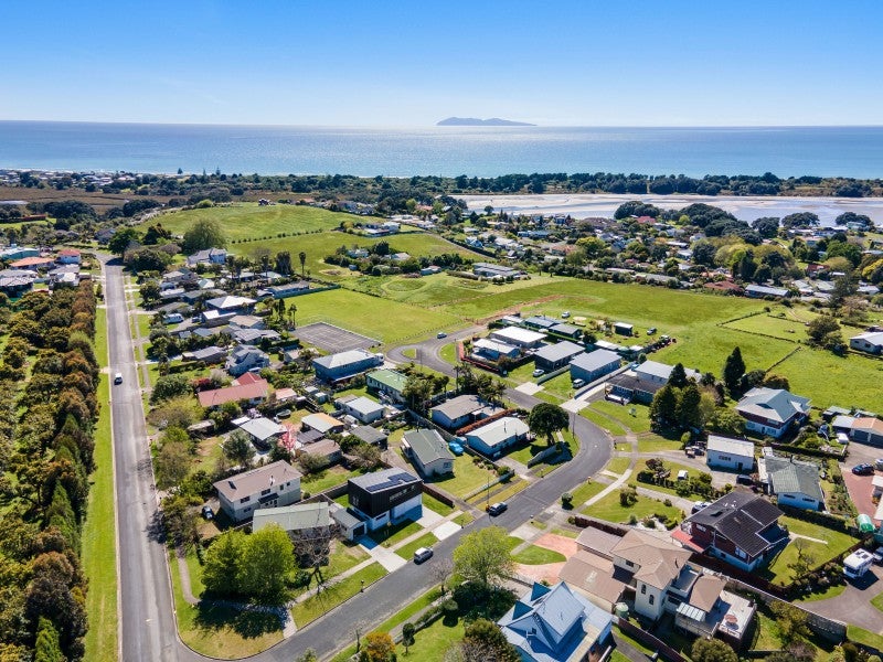 1 Adela Stewart Drive, Athenree, Katikati - Carousel 23