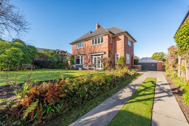 46 Trafalgar Street, Maori Hill, Timaru - Carousel 1