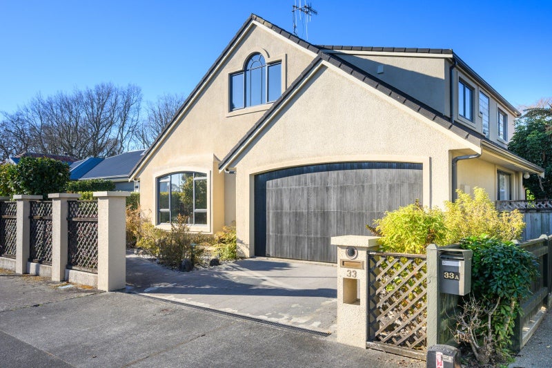 33 Manuka Street, Hokowhitu, Palmerston North - Carousel 2