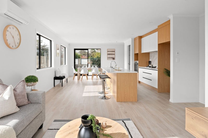 1/47 Chedworth Avenue, Chedworth, Hamilton - Carousel 1