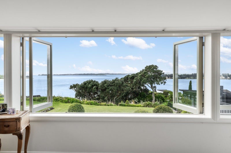 529 Riddell Road, Glendowie, Auckland - Carousel 1