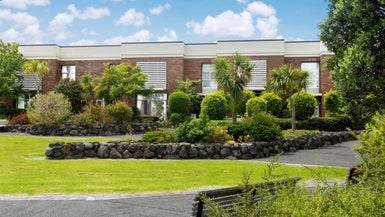 10 Baber Drive, Stonefields, Auckland - Carousel 1