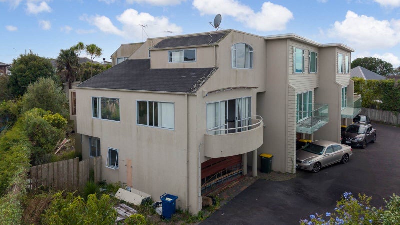 4/70 Raleigh Road, Northcote, Auckland - Carousel 2